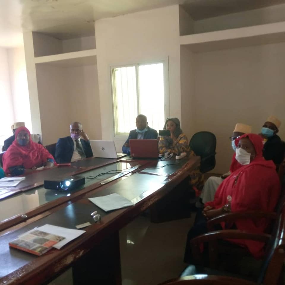 L’ANPI Mohéli et Mme Miriane Loutfi ont procédé au lancement officielle de la première entreprise environnementale aux Comores« COMORES-MULTI.ECO-SERVICES SARL »